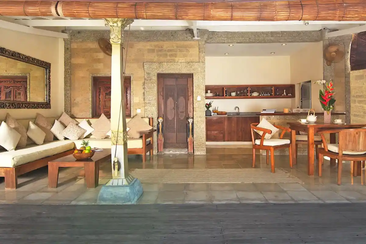 Deluxe one bedroom living room